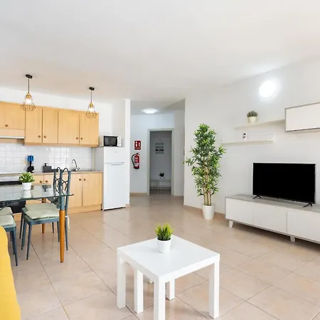 Eden Medano Surfstar Ocean First Line